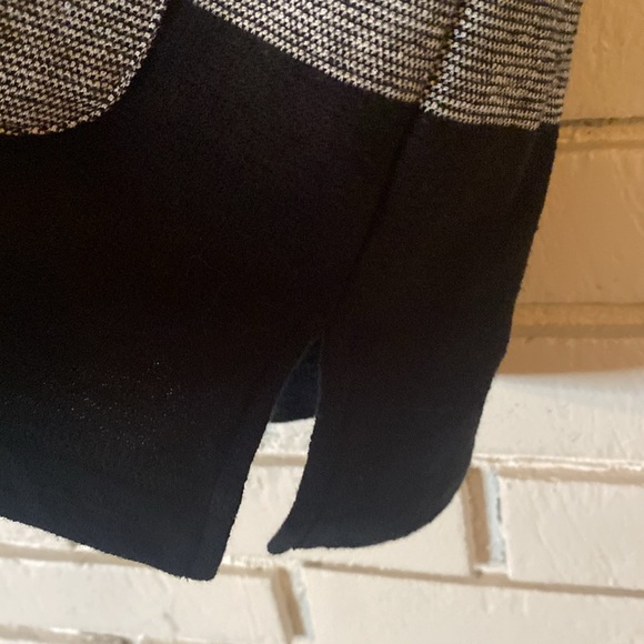 Talbots colorblock open front top - Picture 5 of 9